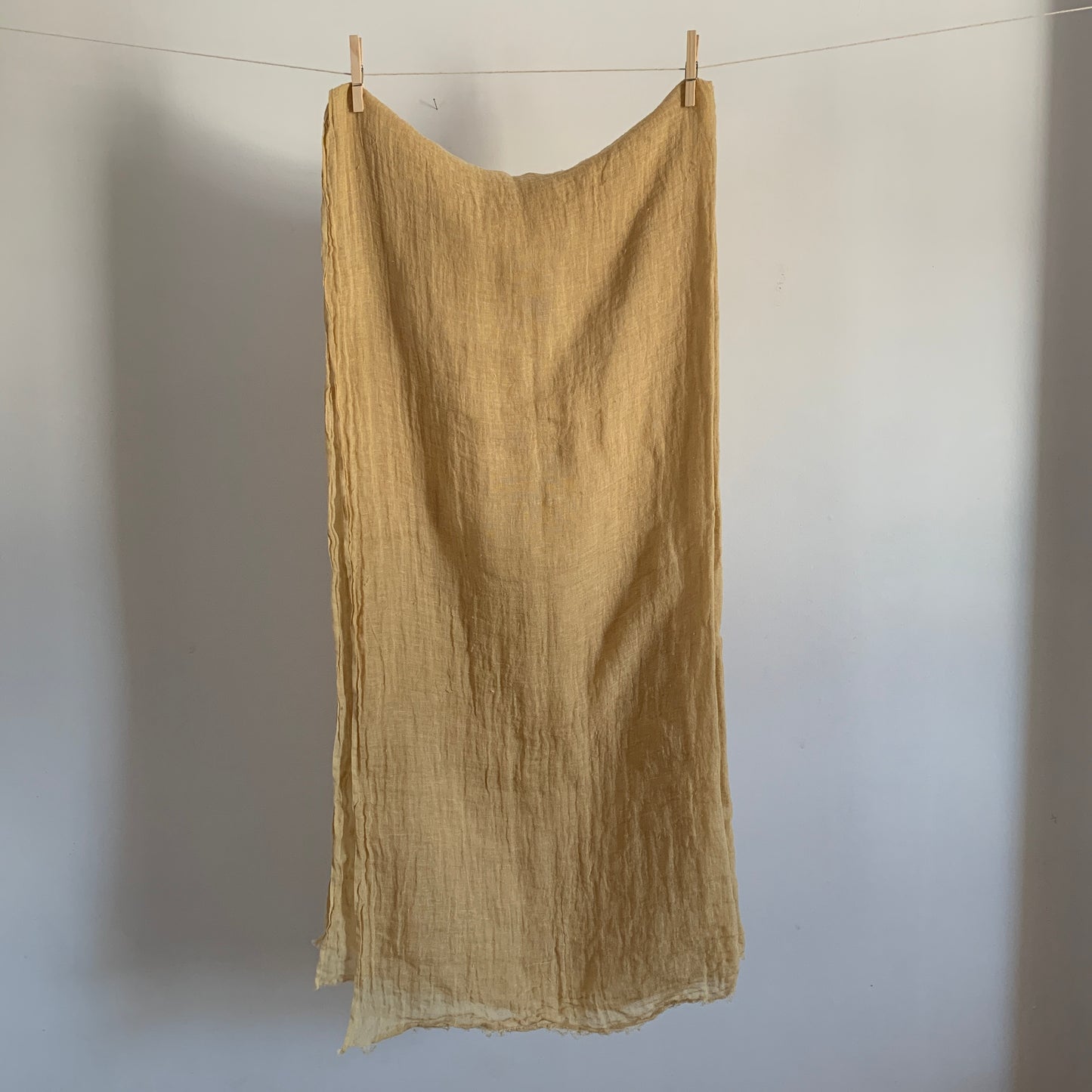 Plant-dyed linen scarf - Wheat